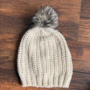 Merona Ivory Knit Beanie with Faux Fur Pom